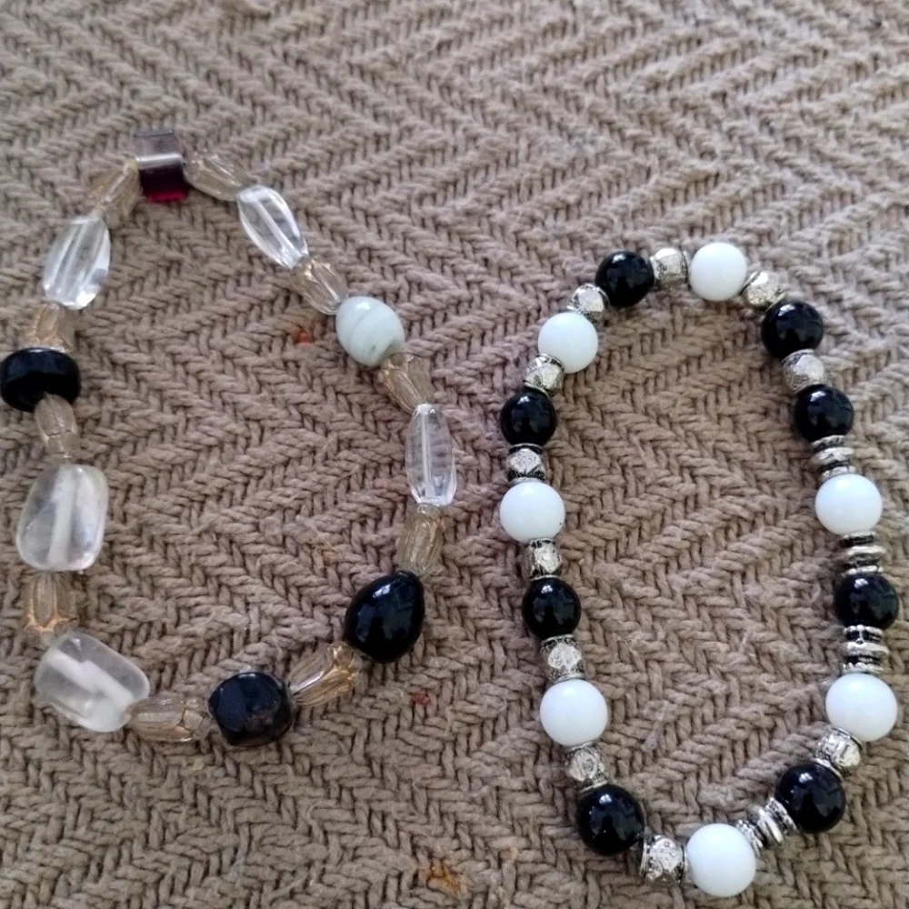 SALE: Set of Elegant Pre-Owned Stretchy Costume Jewelry Bracelets - Picture 1 of 4